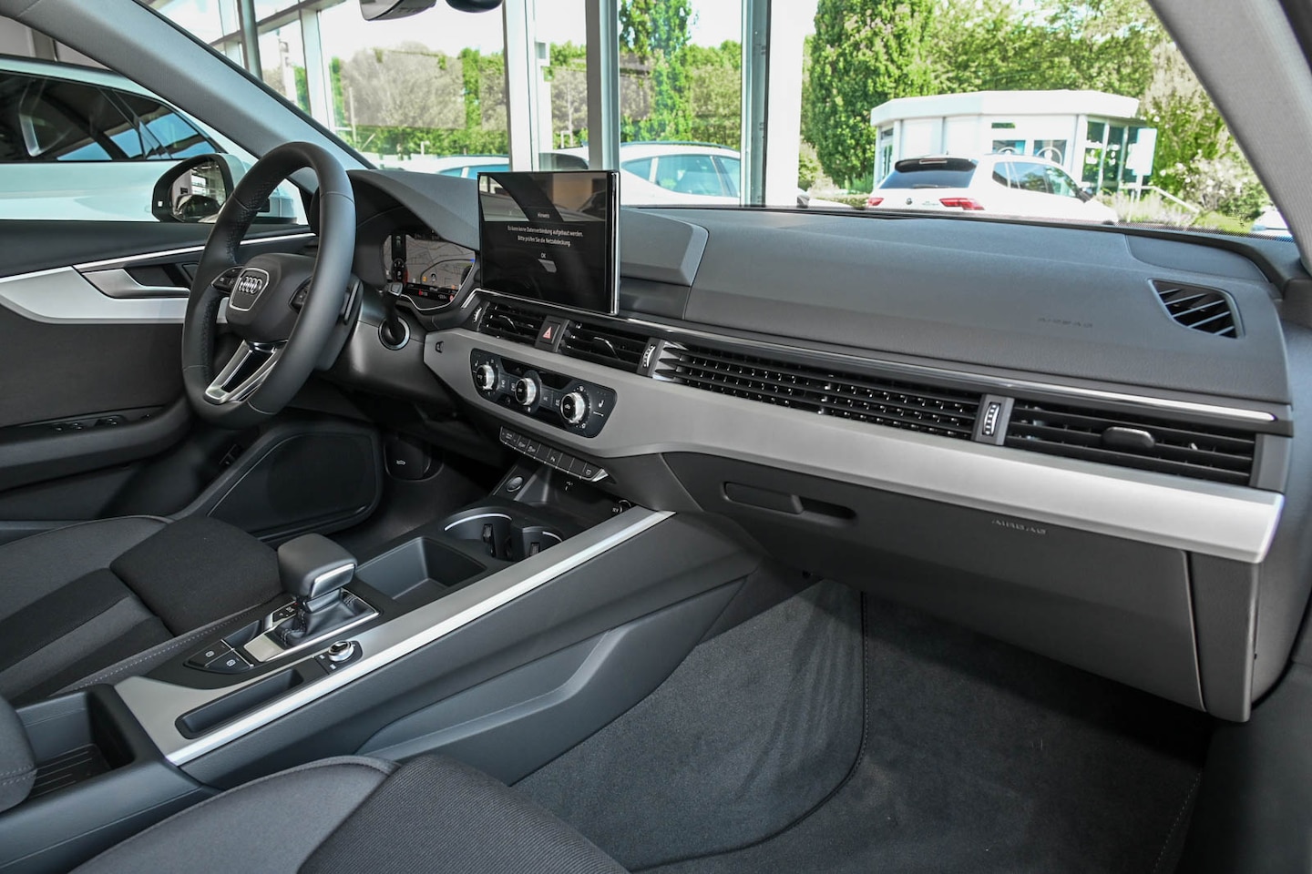 Bild über Audi A4 Avant advanced 40 TDI S tronic - für weitere Informationen kontaktieren Sie den Audi Partner