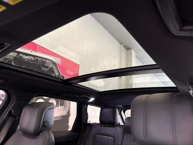 2022 BMW M440I - Image 27