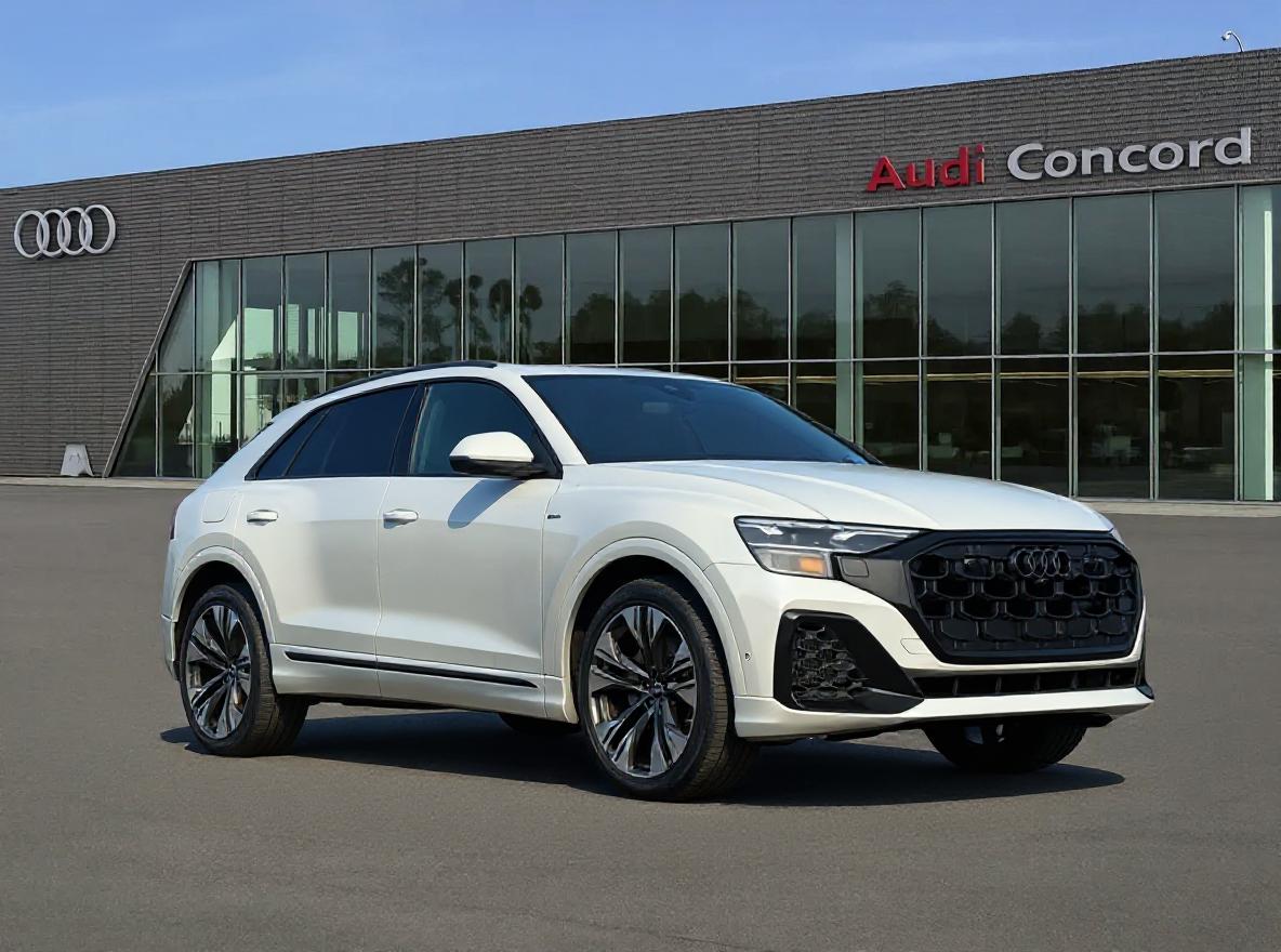 2026 Audi Q8 55 Prestige Tiptonic quattro's photo