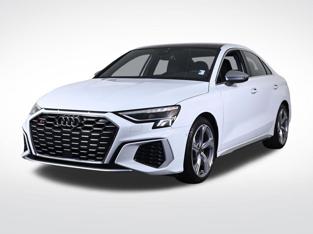 2023 Audi S3 2.0 TFSI Premium Plus quattro S tronic's photo