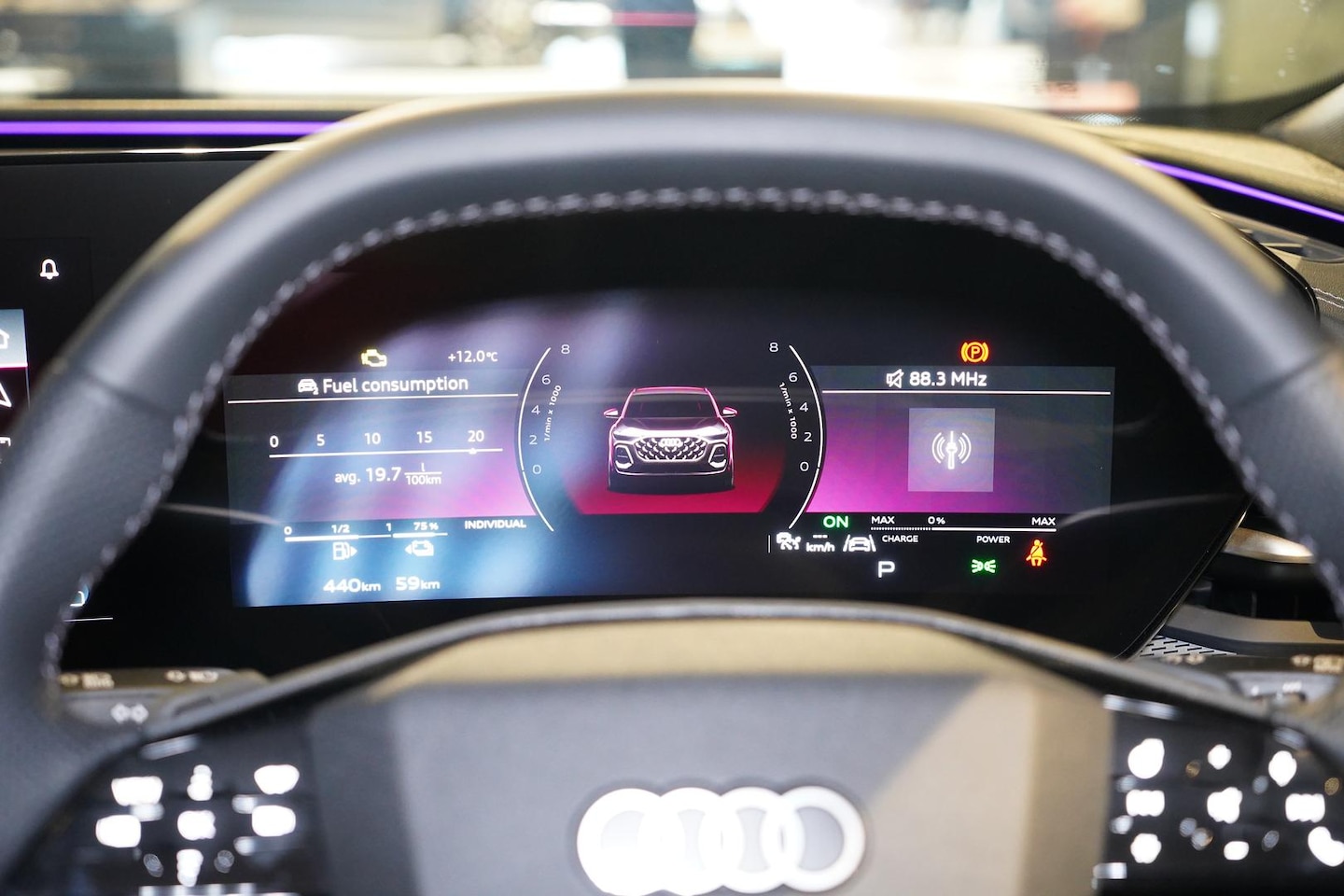 Image about Audi Q5 SUV e-hybrid quattro S tronic
