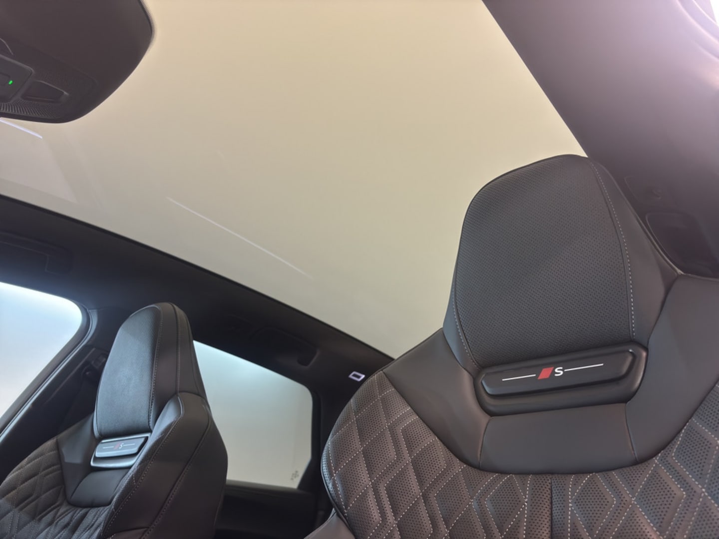 Bild über Audi S5 Avant TFSI 270 kW S tronic - für weitere Informationen kontaktieren Sie den Audi Partner