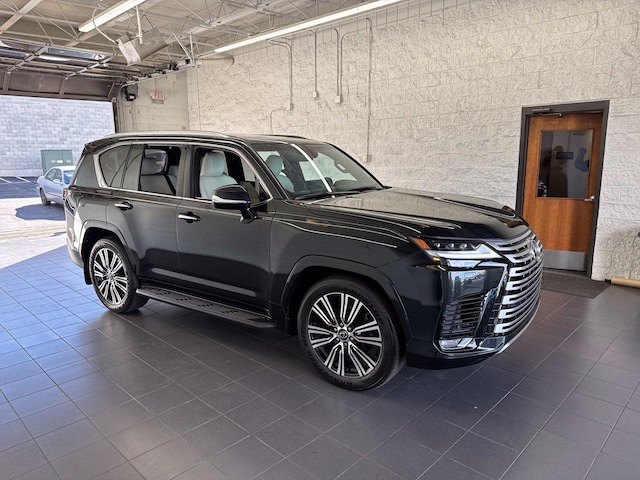 Photo of 2022 Lexus LX 600 