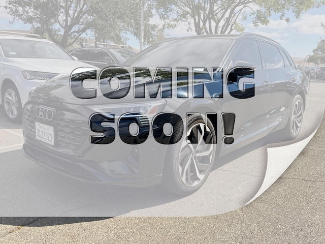 Photo of 2024 Audi Q8 e-tron 