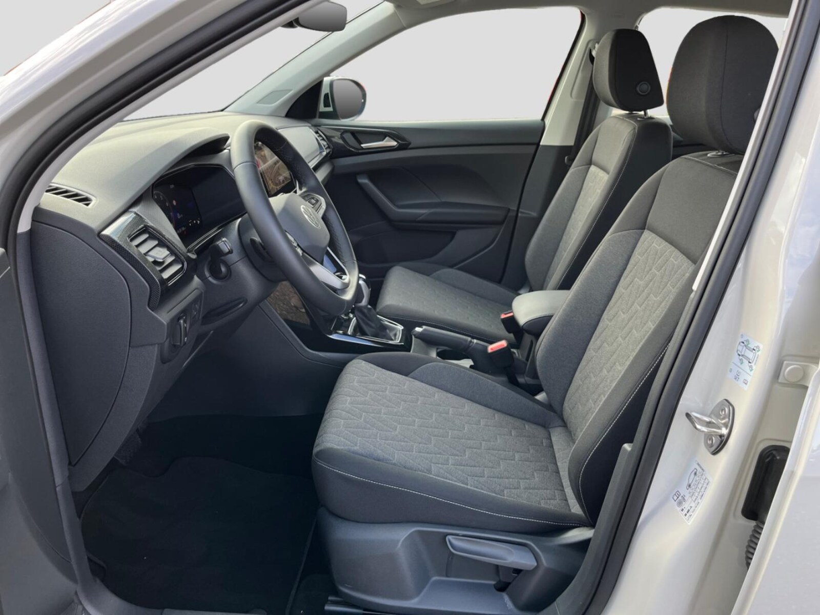 Volkswagen T-Cross – Bild 10