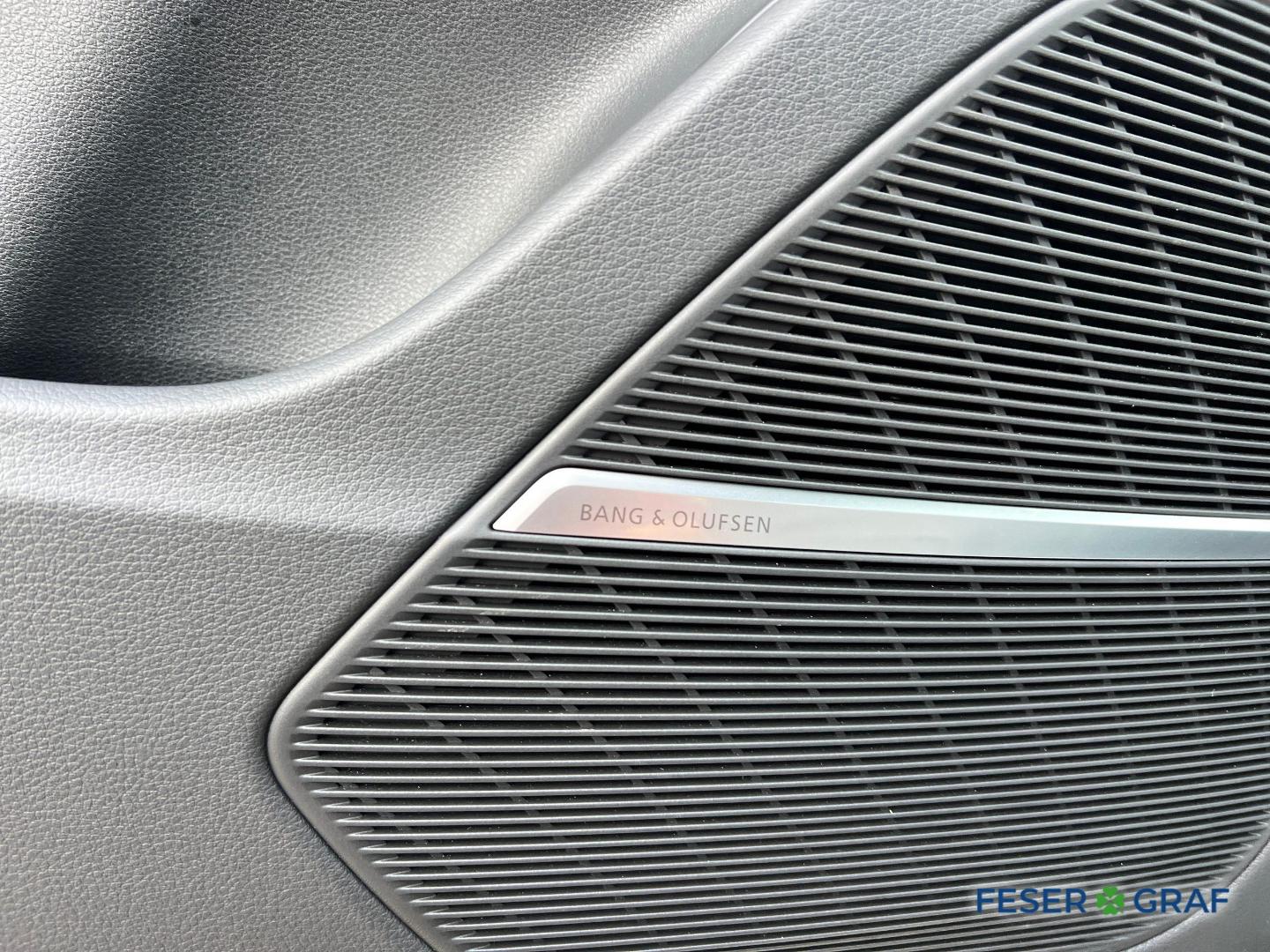 Image about Audi RS Q8 TFSI quattro tiptronic