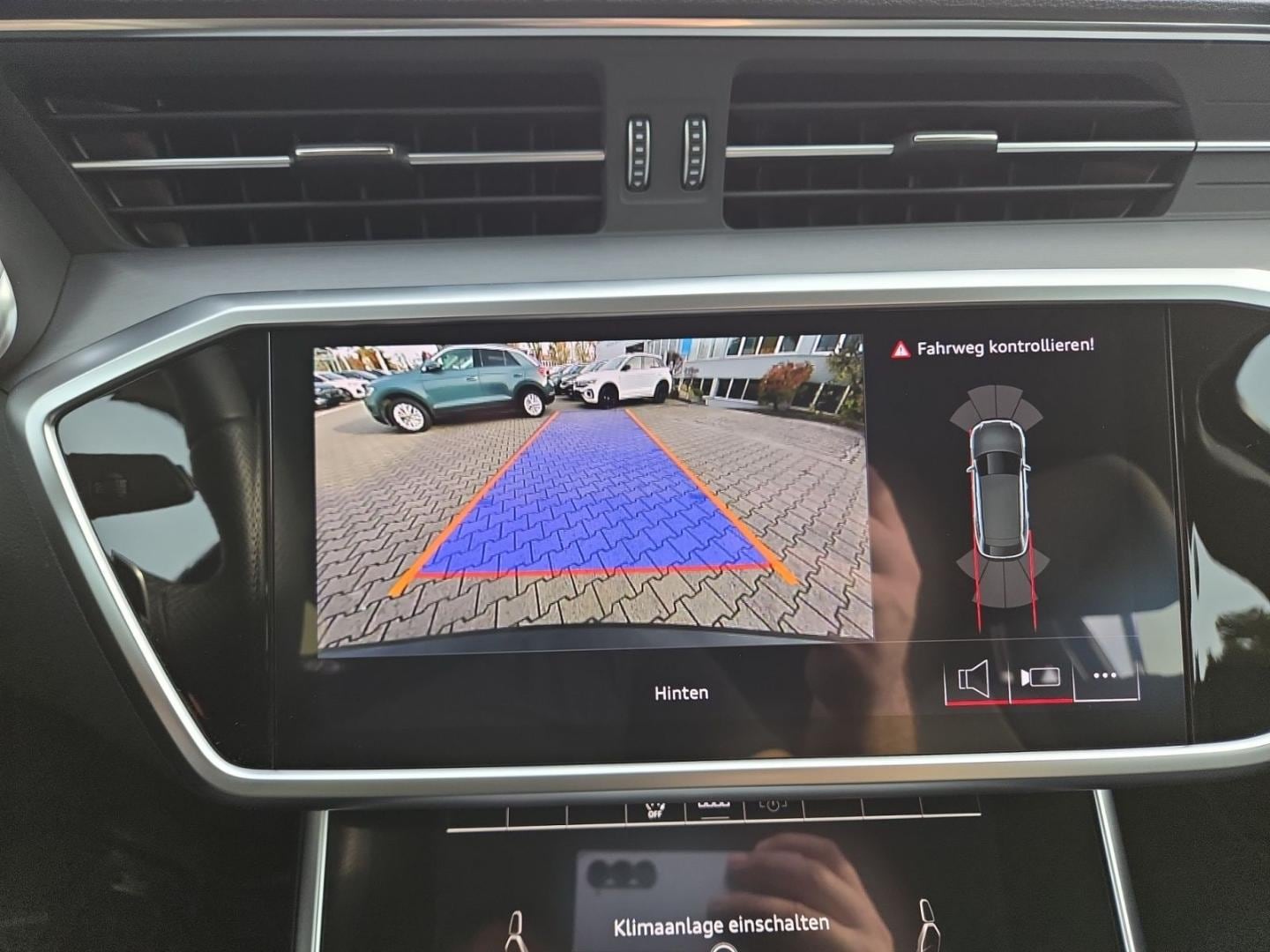 Bild über Audi S6 Avant TDI quattro tiptronic - für weitere Informationen kontaktieren Sie den Audi Partner