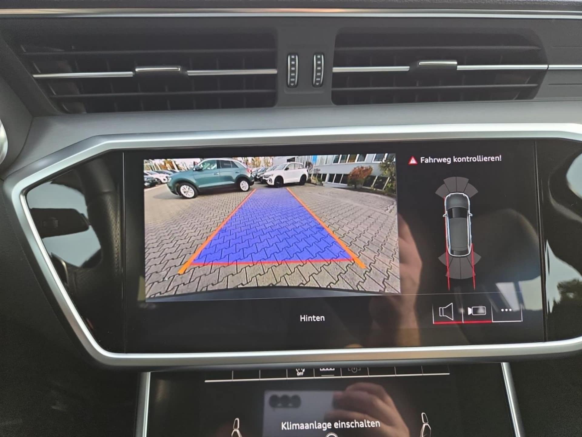 Audi S6 Avant