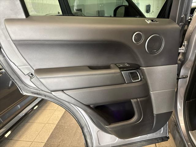 2022 BMW M440I - Image 29