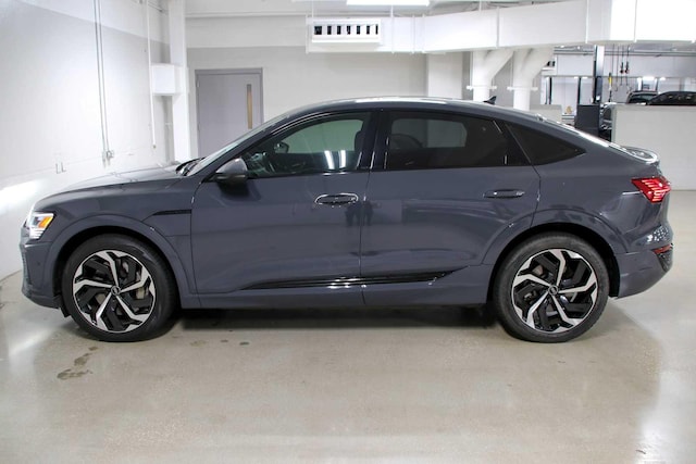 2024 Audi Q8 Sportback e-tron