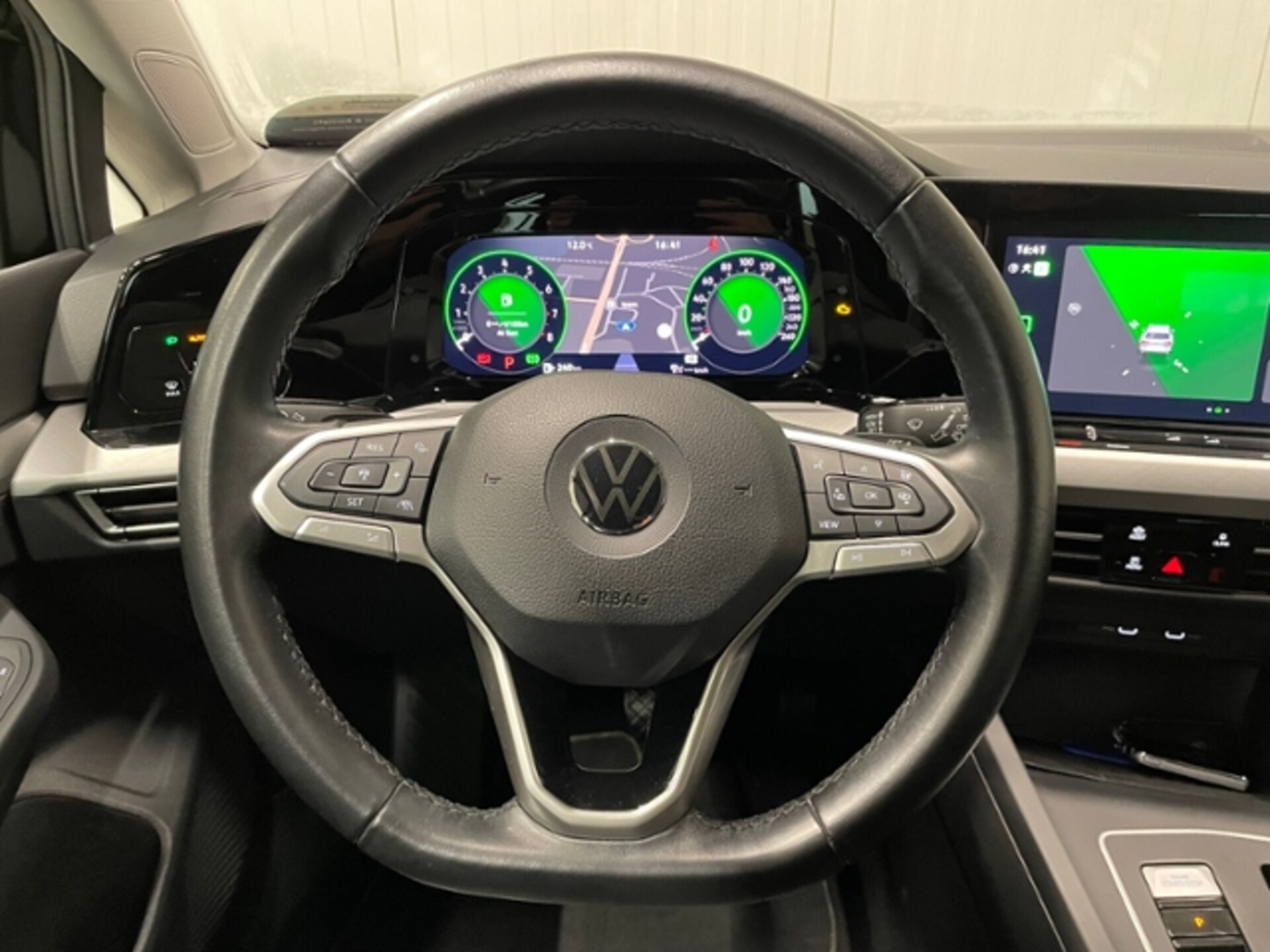 Volkswagen Golf Variant Life