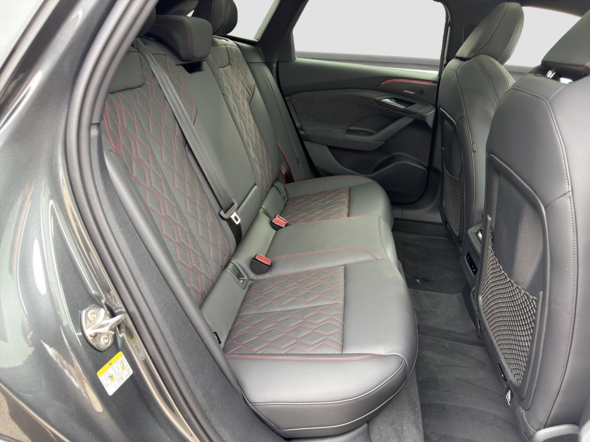 Audi A6 Avant e-tron edition one