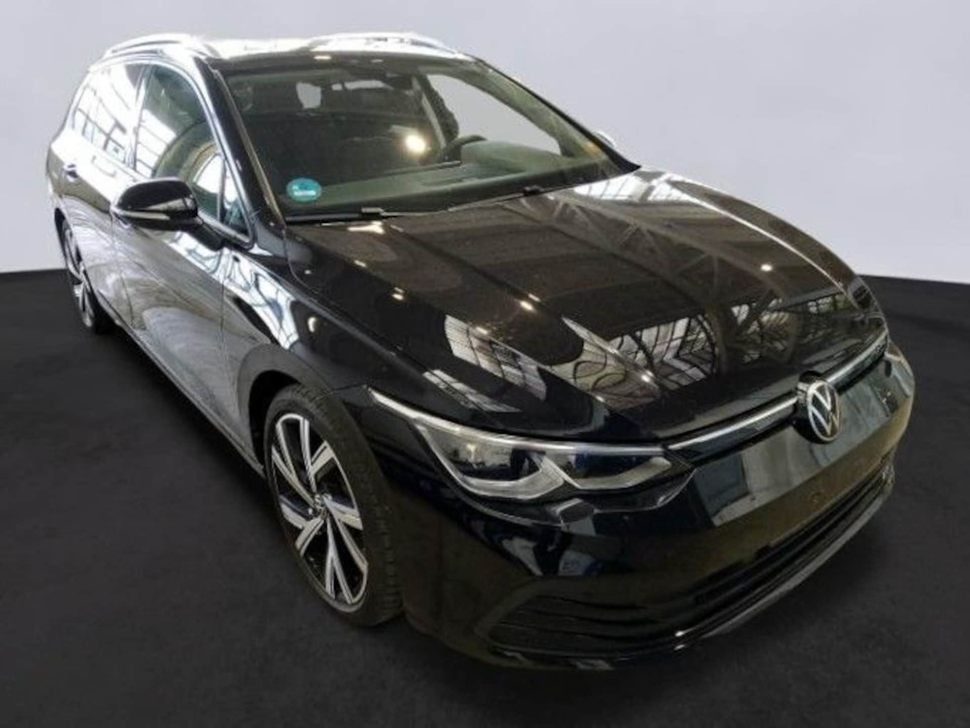 Volkswagen Golf Variant Life