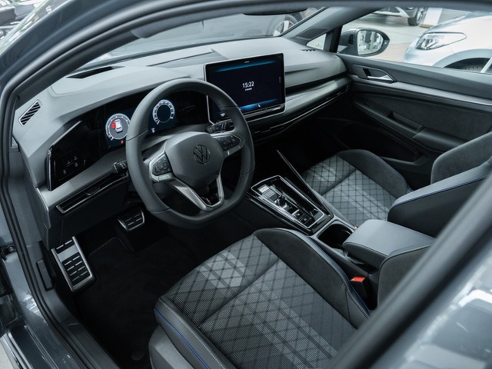 Volkswagen Golf R-Line