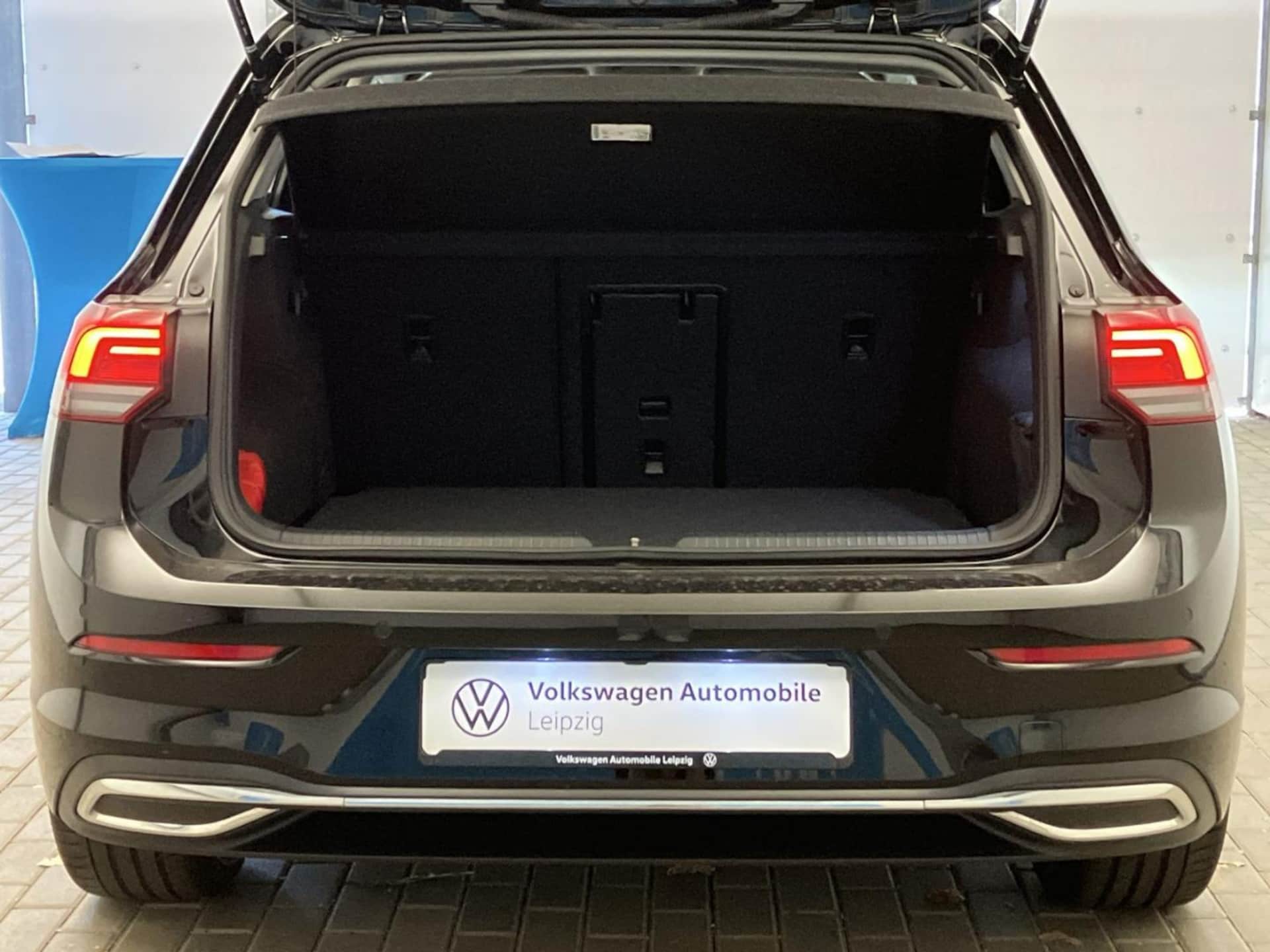 Volkswagen Golf Style