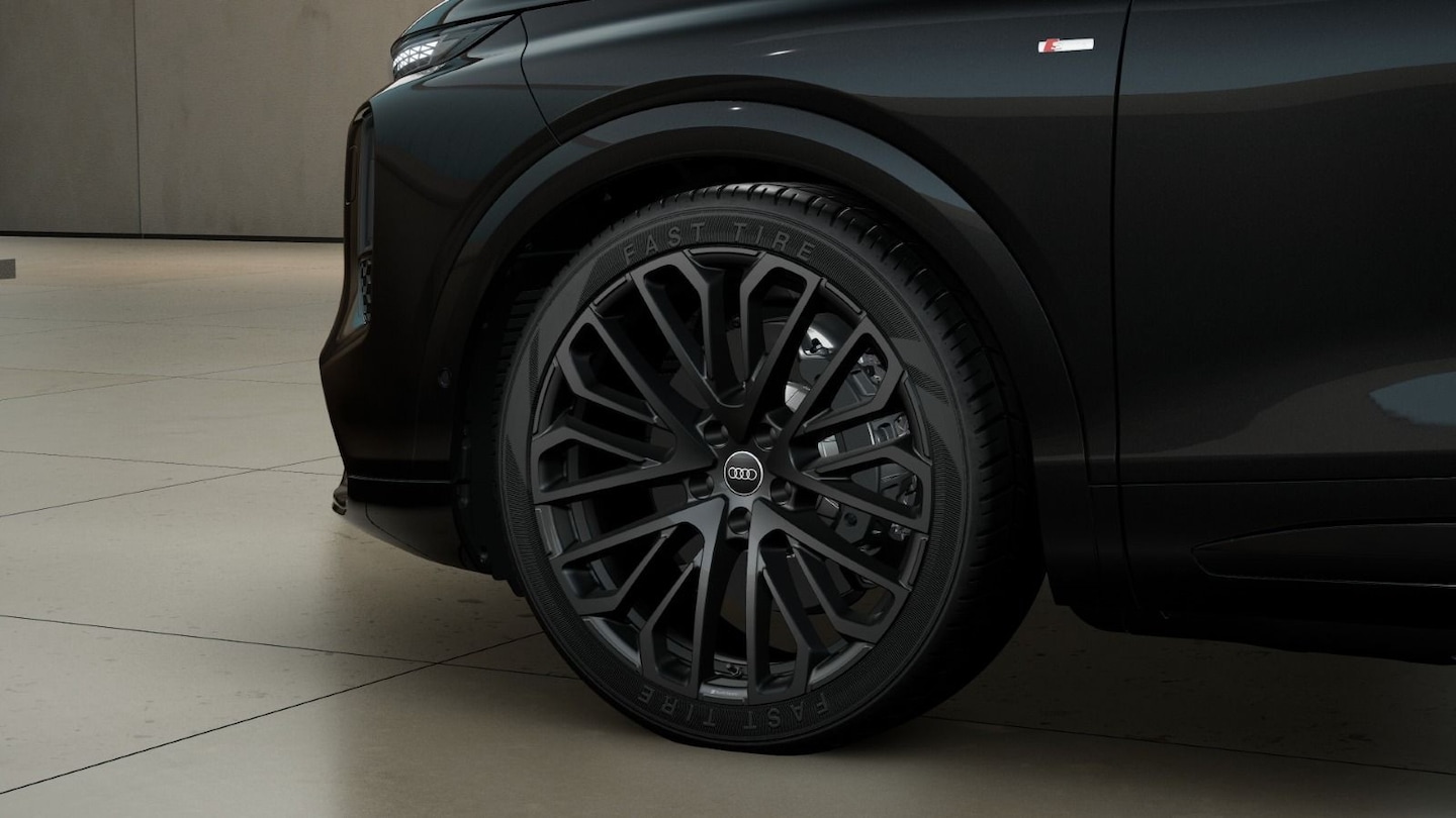 Bild über Audi Q7 SUV TDI quattro 220 kW tiptronic - für weitere Informationen kontaktieren Sie den Audi Partner