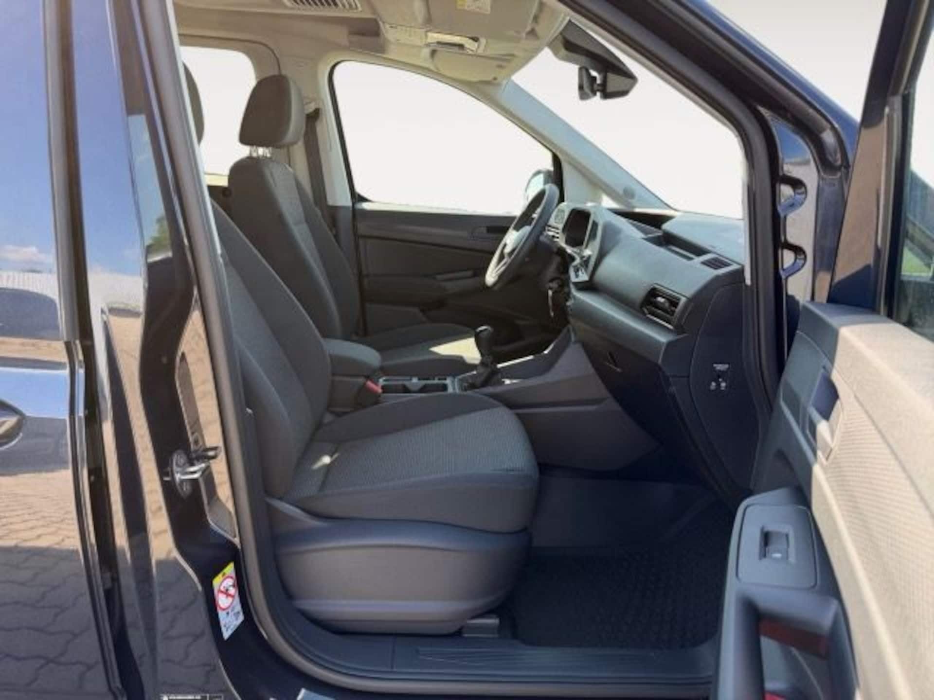Volkswagen Caddy Maxi Basis-Modell