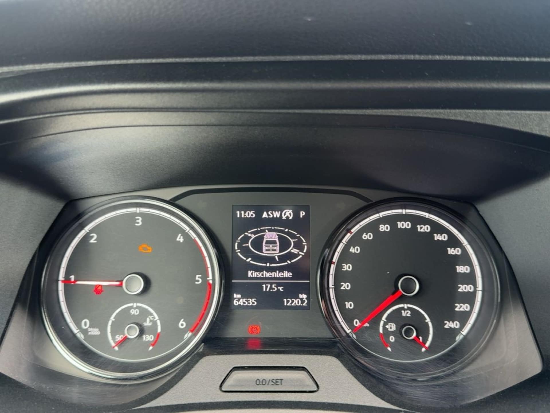 Volkswagen T6.1 Transporter Kombi langer Radstand