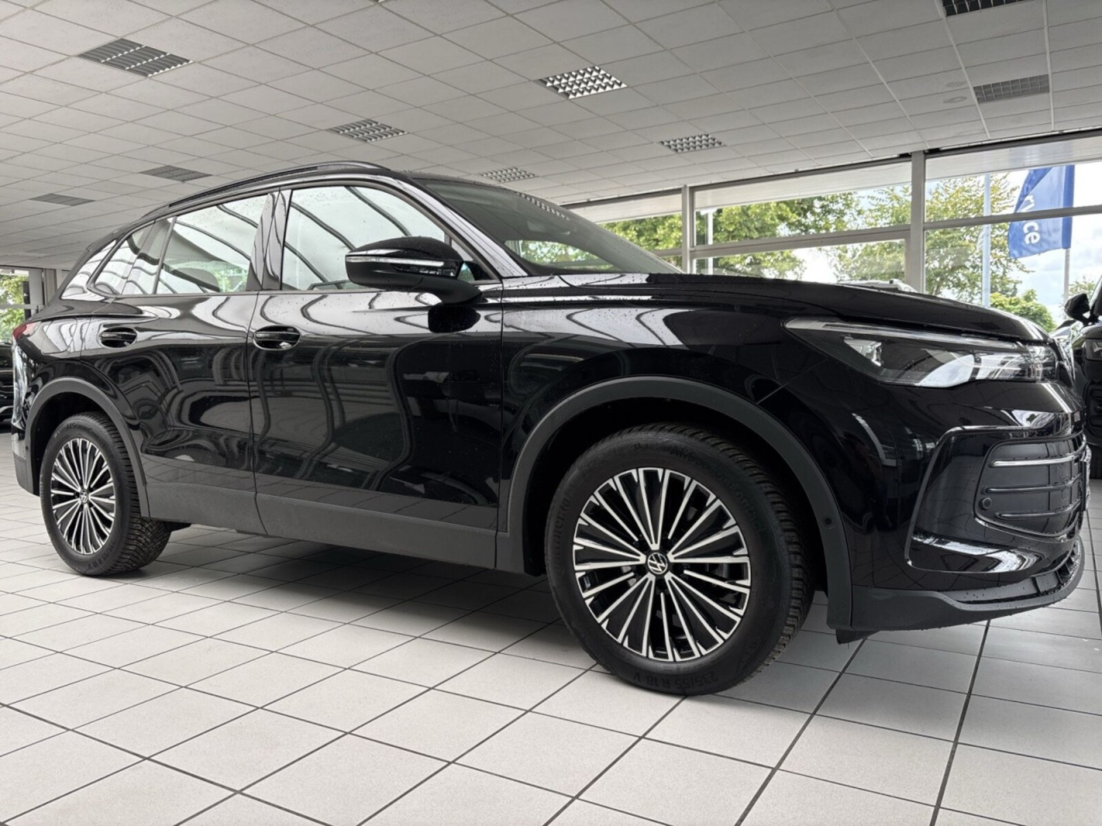 Volkswagen Tiguan – Bild 3