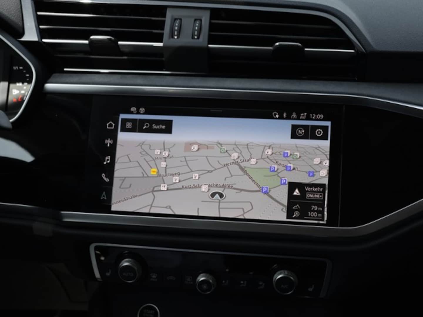 Bild über Audi Q3 TFSI quattro 180 kW S tronic - für weitere Informationen kontaktieren Sie den Audi Partner