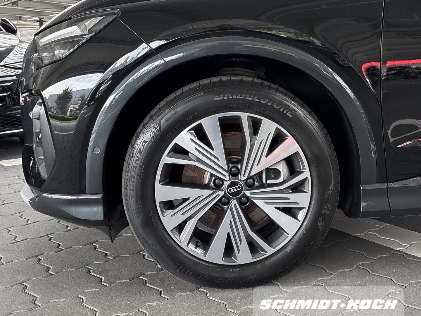 Bild über Audi Q4 Sportback e-tron 40 e-tron - für weitere Informationen kontaktieren Sie den Audi Partner