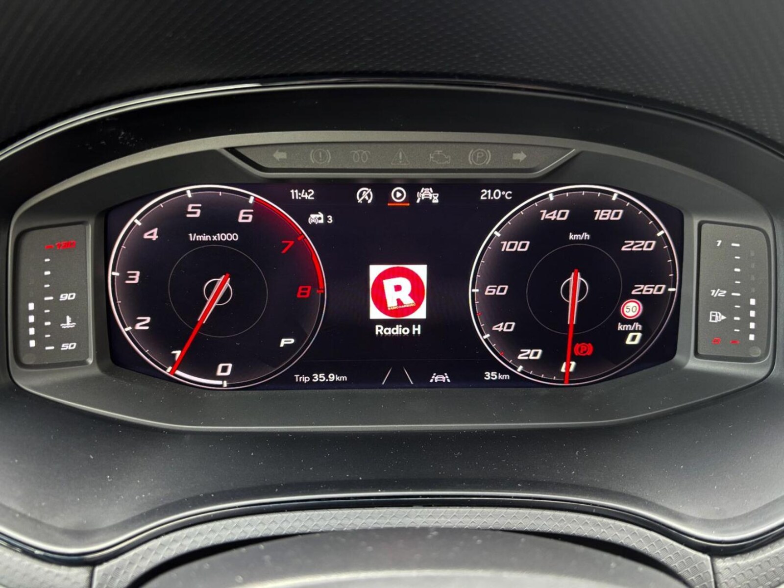 SEAT Arona – Bild 13