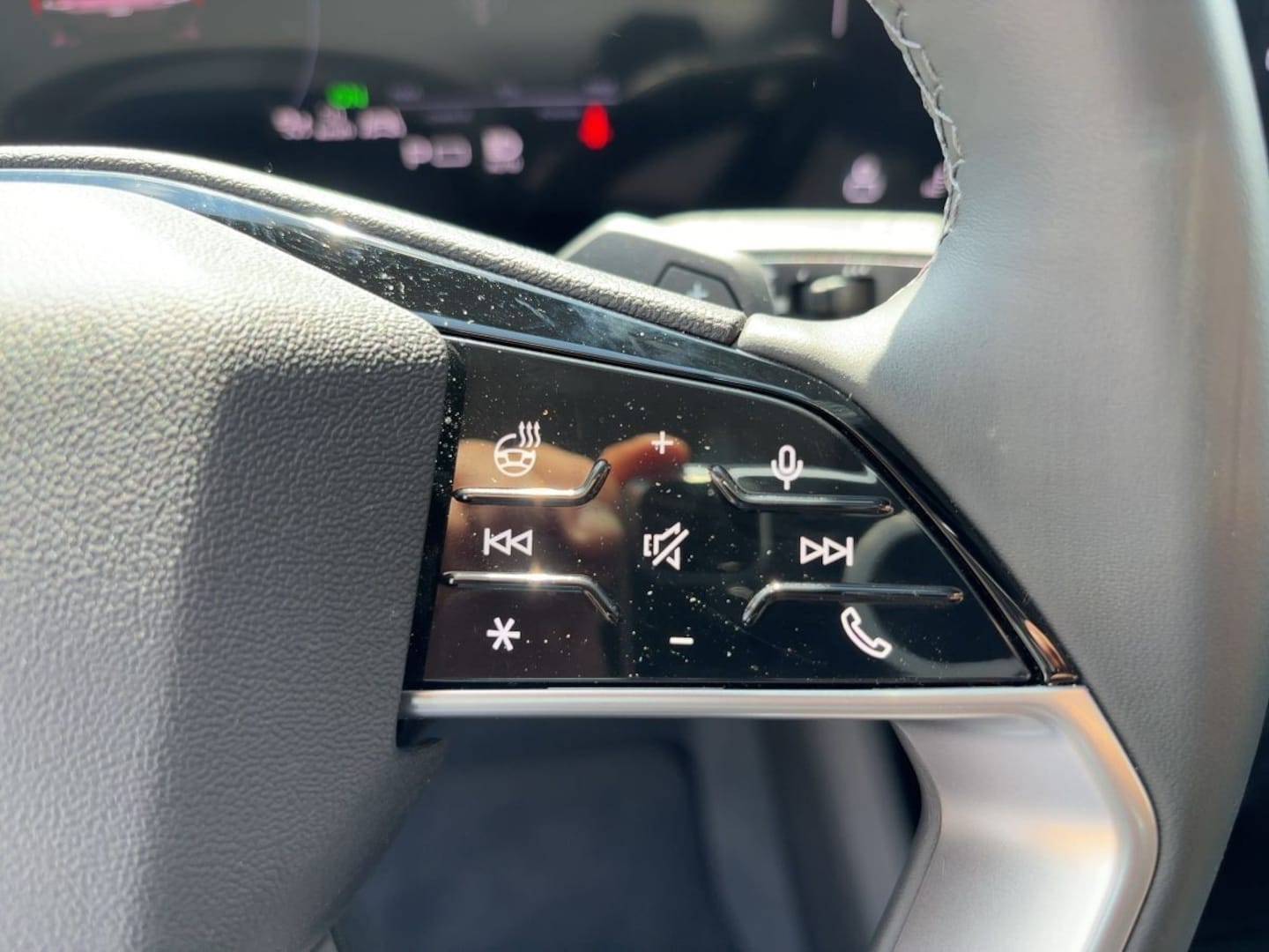 Bild über Audi A6 Avant e-tron e-tron quattro - für weitere Informationen kontaktieren Sie den Audi Partner