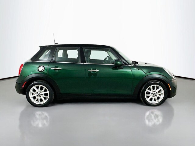 2017 MINI