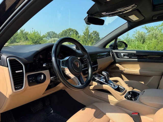 2023 Porsche Cayenne