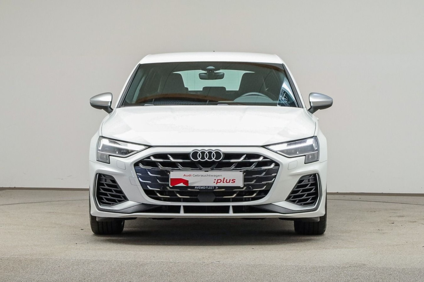 Bild über Audi S3 Sportback TFSI quattro S tronic - für weitere Informationen kontaktieren Sie den Audi Partner