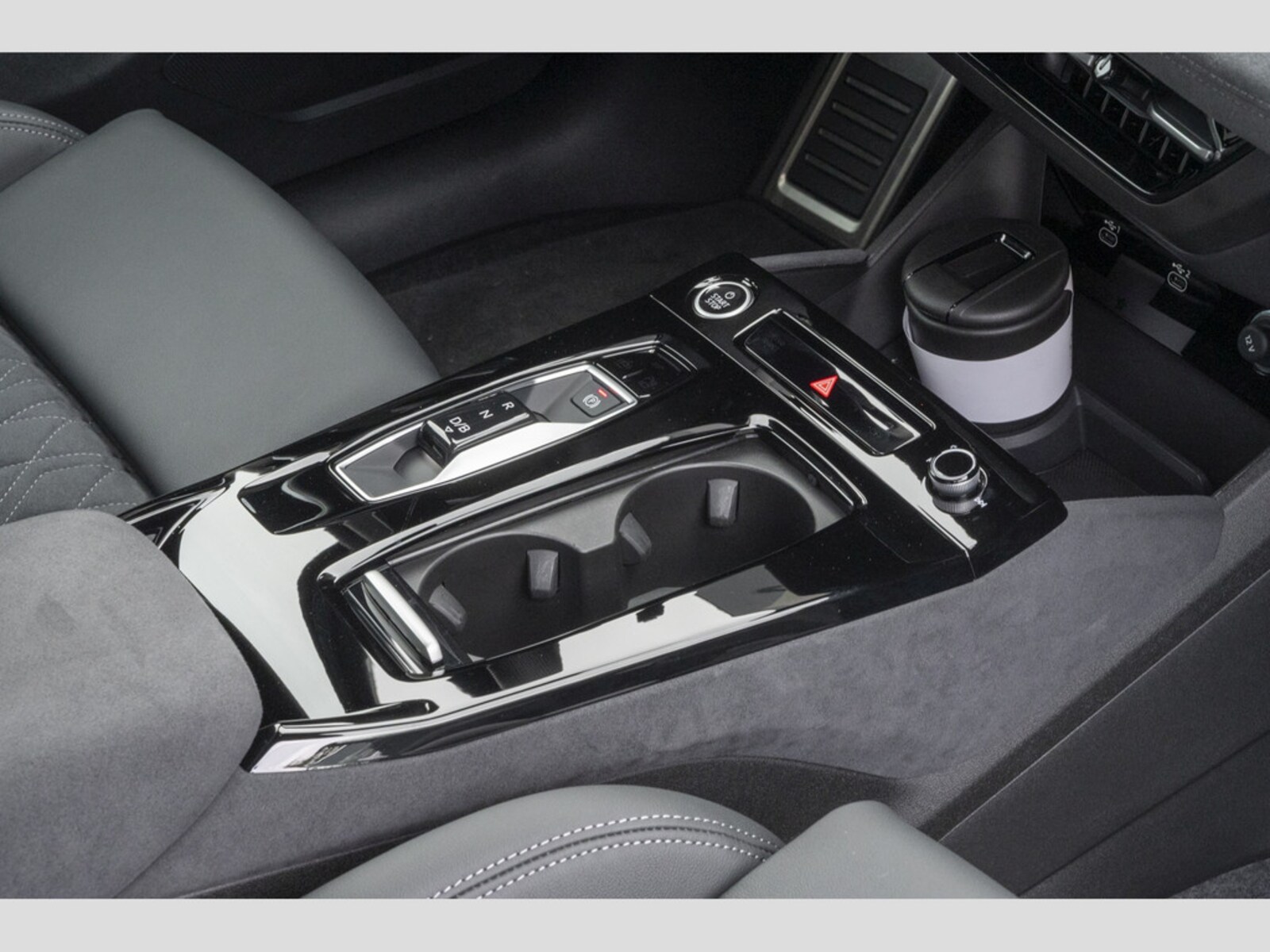 Audi Q6 e-tron – Bild 9