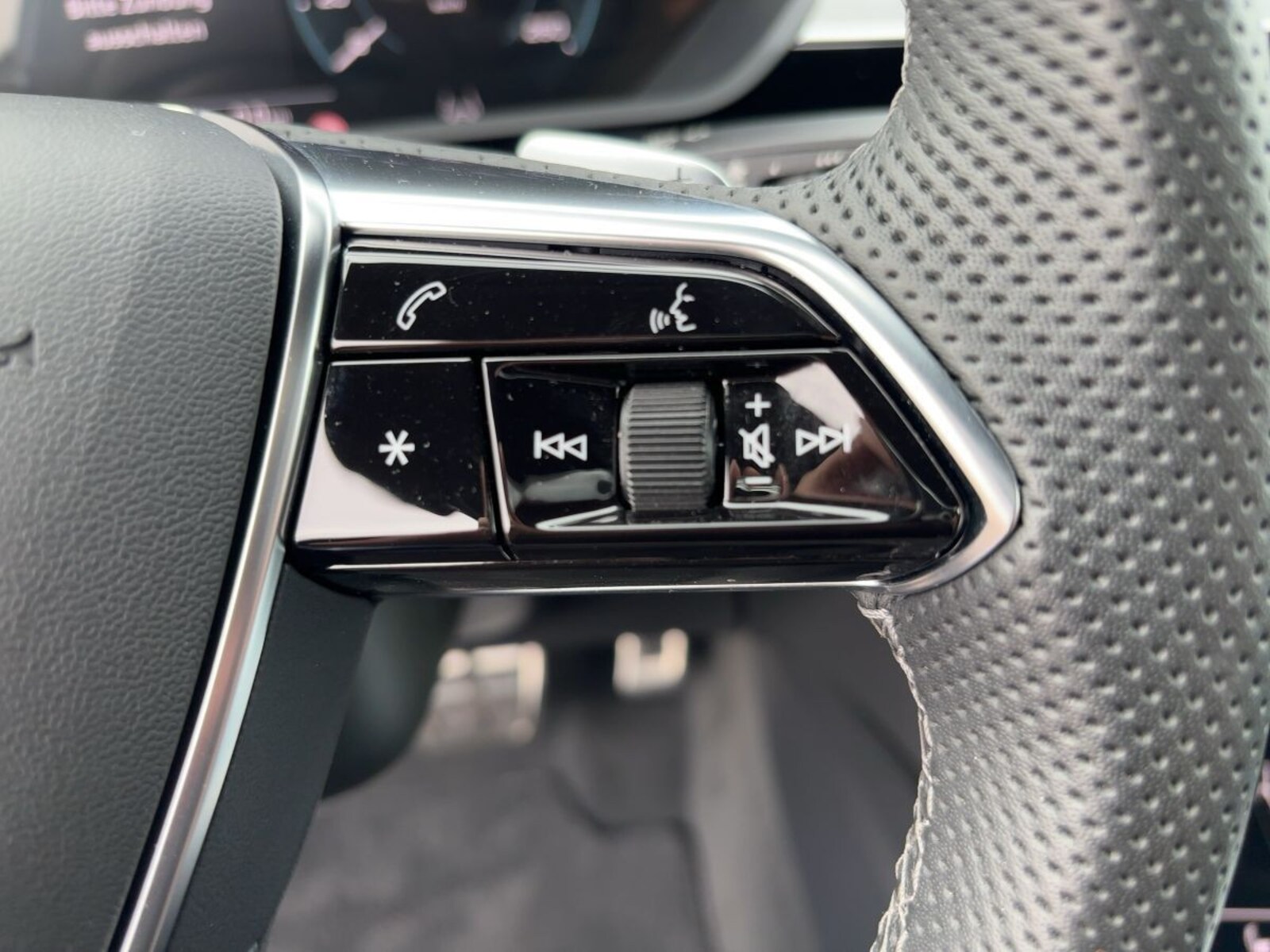 Audi Q8 Sportback e-tron – Bild 15