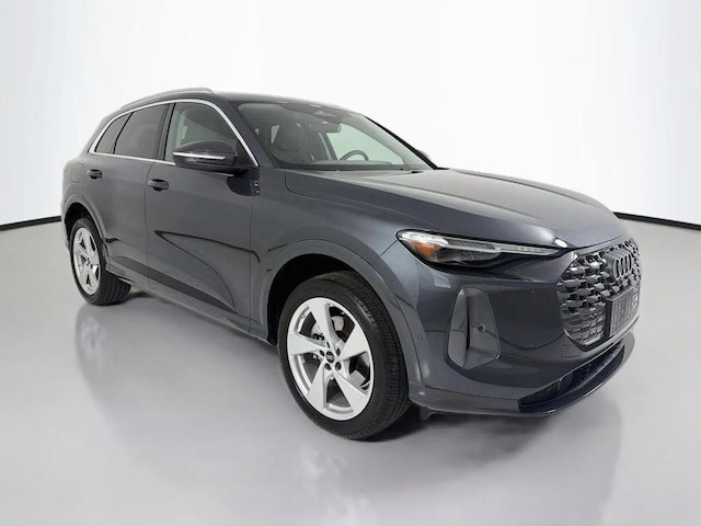 Photo of 2025 Audi Q5