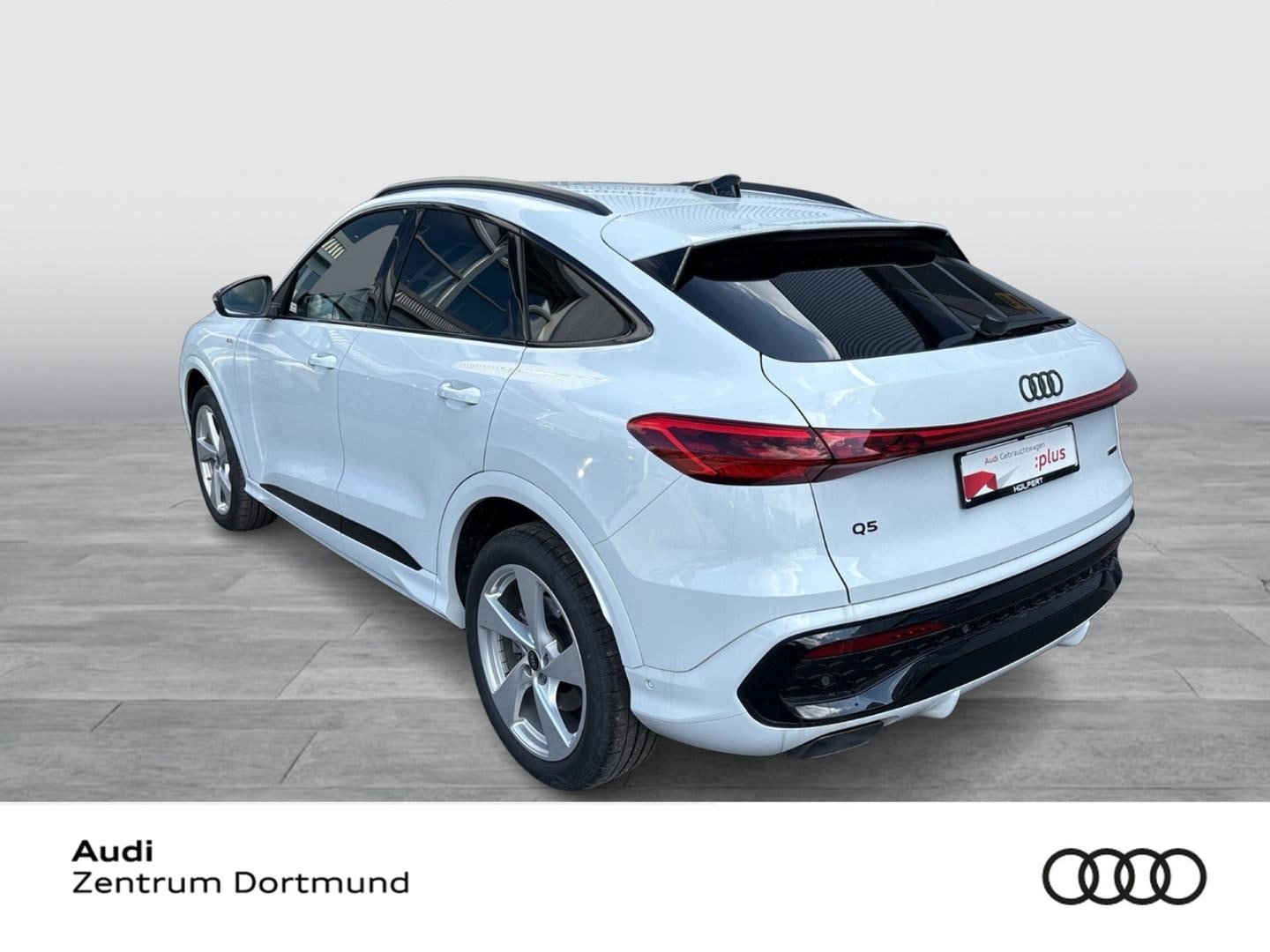 Bild über Audi Q5 Sportback TFSI quattro 150 kW S tronic - für weitere Informationen kontaktieren Sie den Audi Partner