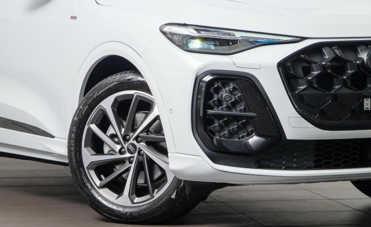 Image about Audi Q5 SUV TFSI quattro 200 kW sport