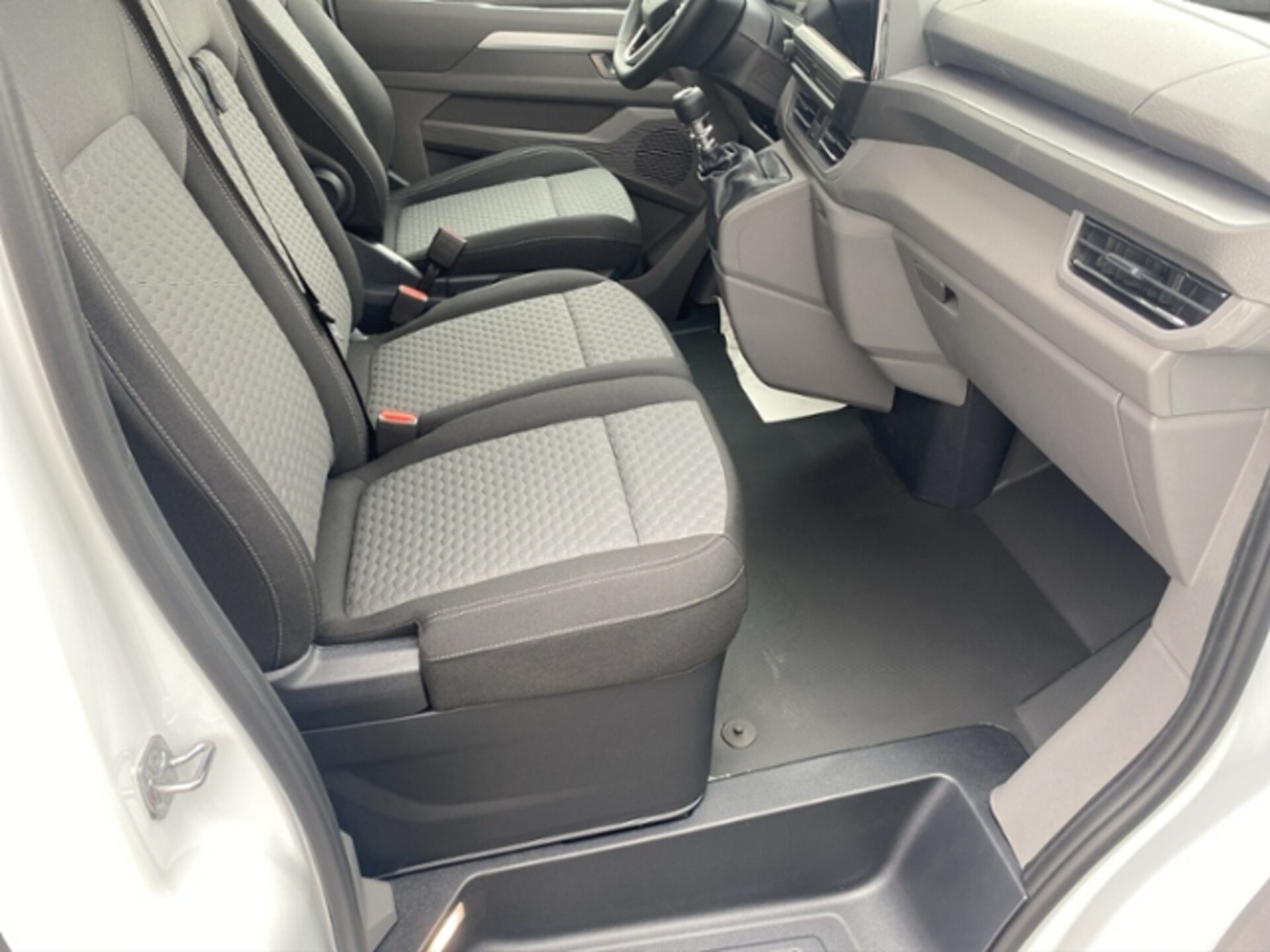 Volkswagen Caravelle Life