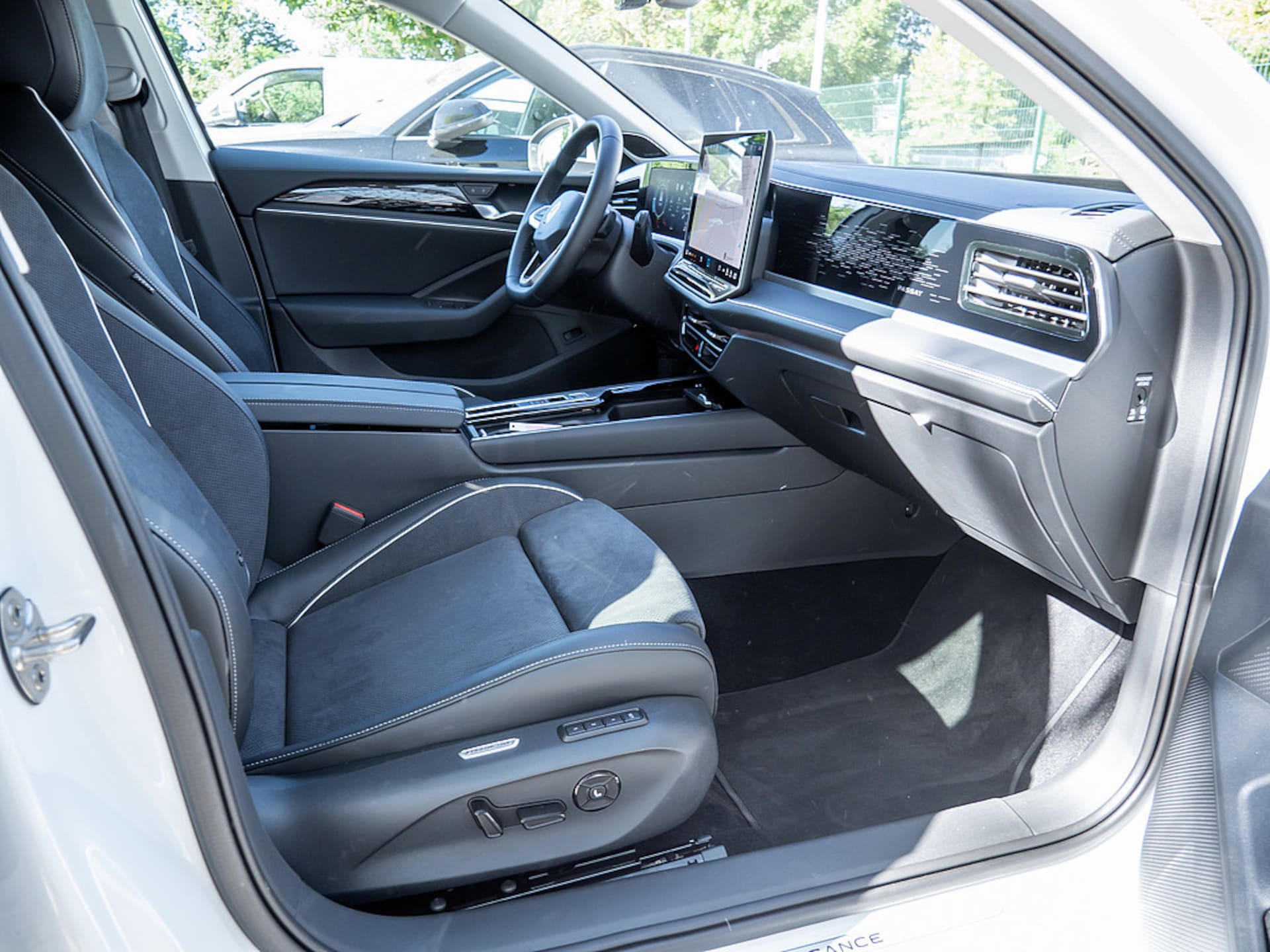 Volkswagen Passat Elegance
