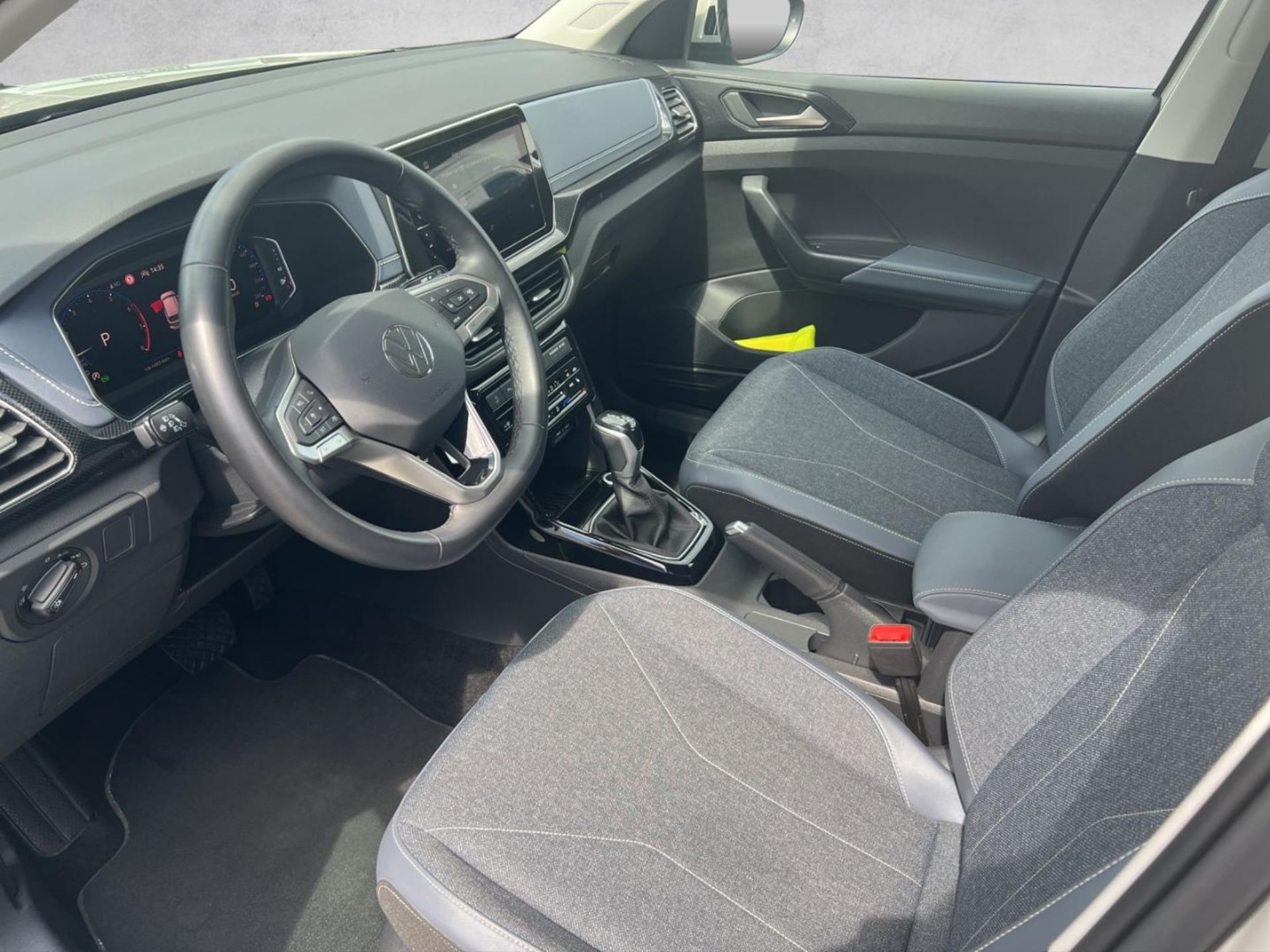 Volkswagen T-Cross Style