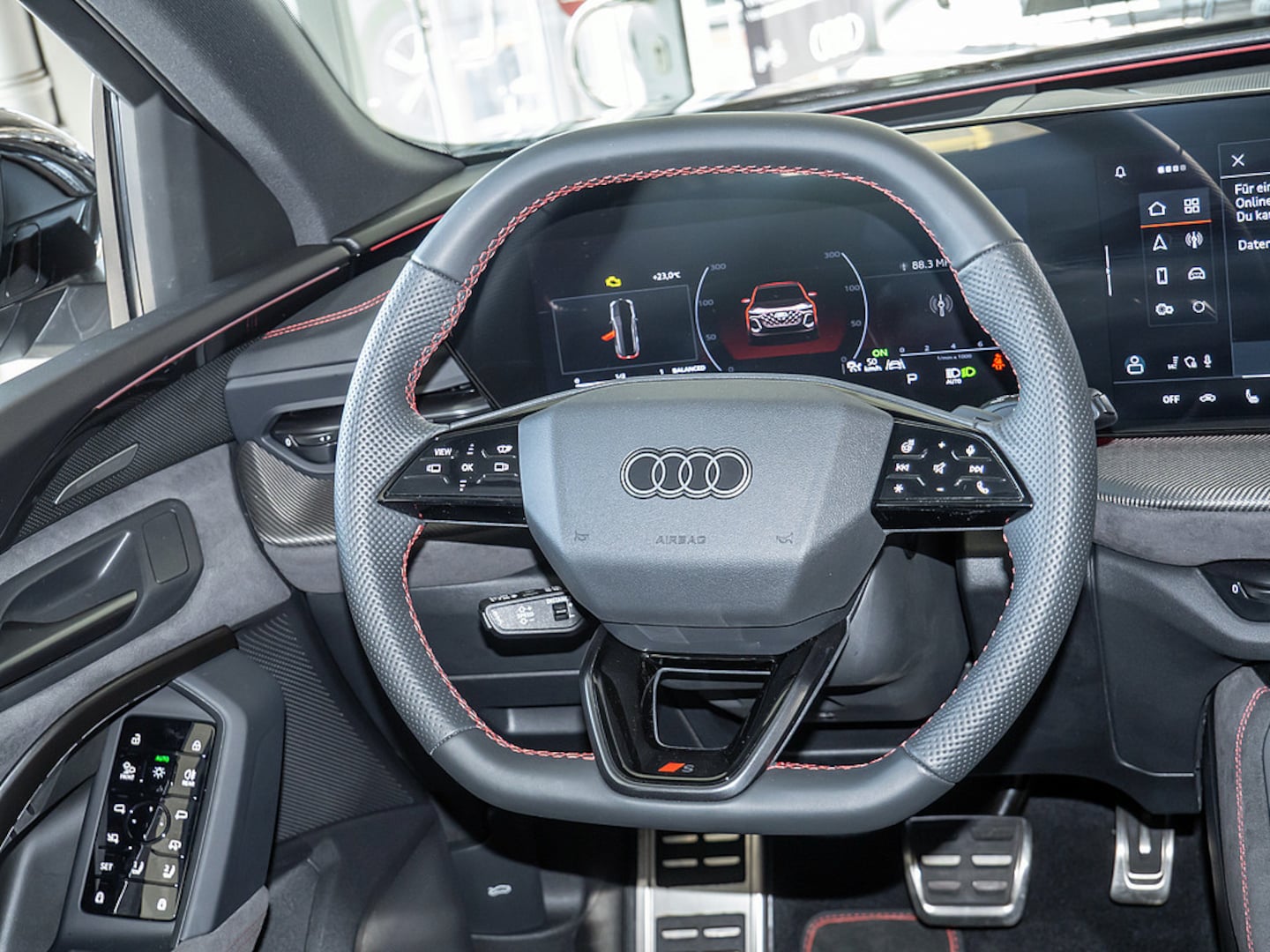 Bild über Audi Q5 SUV TFSI 150 kW S tronic - für weitere Informationen kontaktieren Sie den Audi Partner
