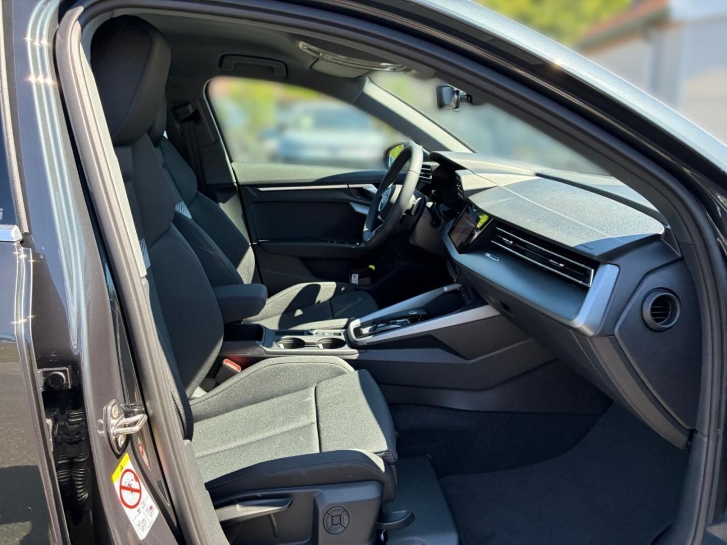 Bild über Audi A3 Sportback TFSI 110 kW S tronic - für weitere Informationen kontaktieren Sie den Audi Partner