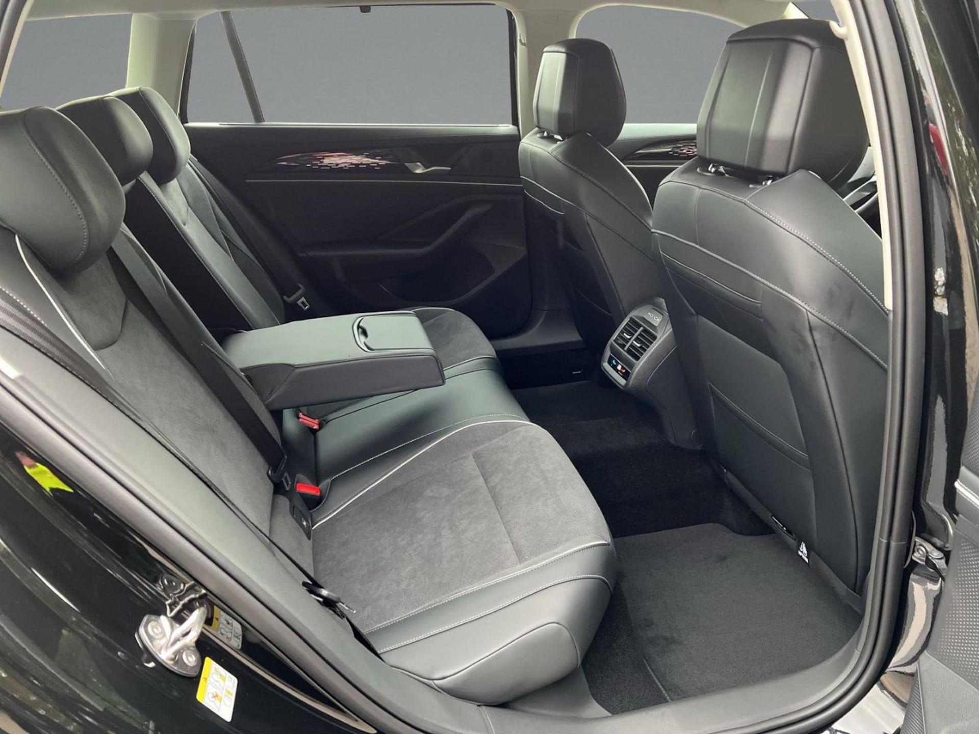 Volkswagen Passat Elegance