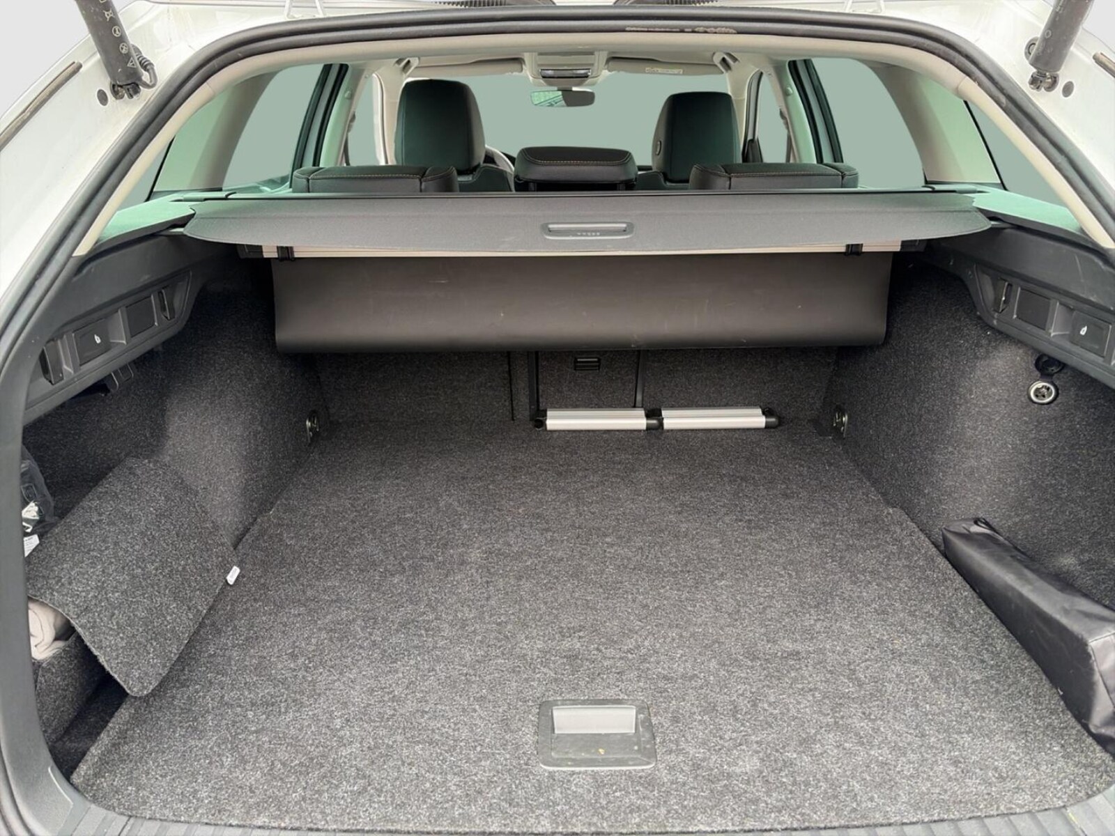 Škoda Octavia Combi – Bild 13
