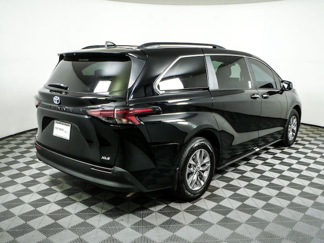 2025 Toyota Sienna