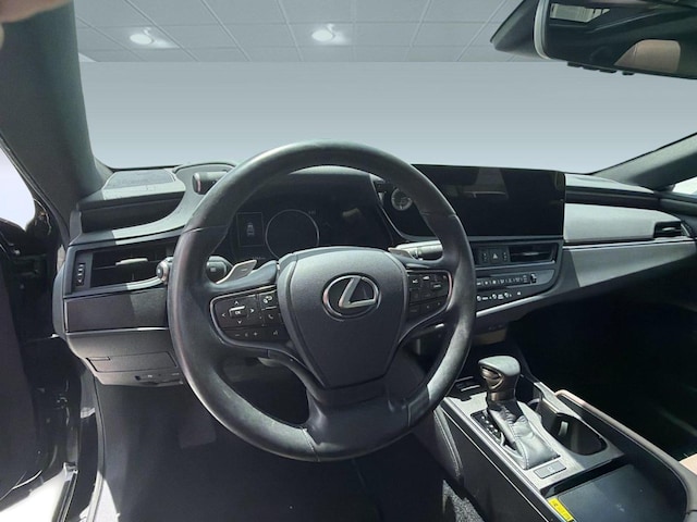 2025 Lexus ES 350