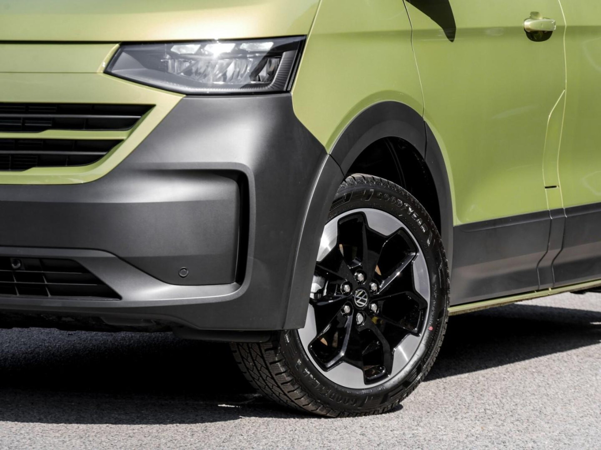 Volkswagen e-Caravelle Life