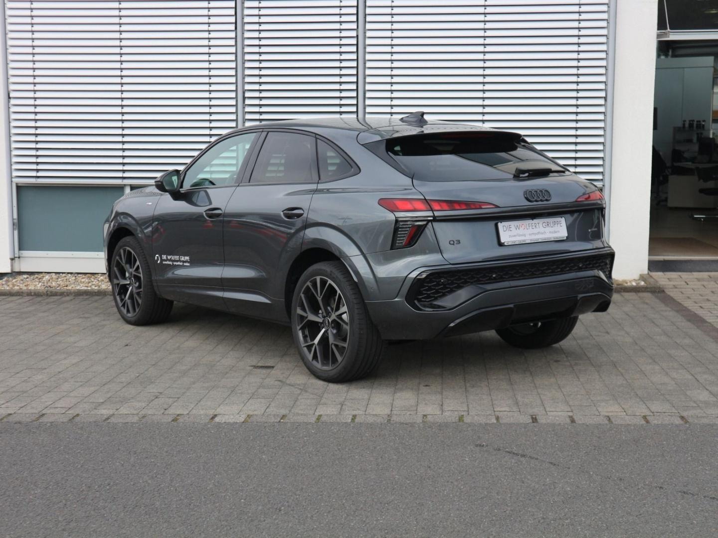 Bild über Audi Q3 Sportback TFSI quattro 150 kW S tronic - für weitere Informationen kontaktieren Sie den Audi Partner