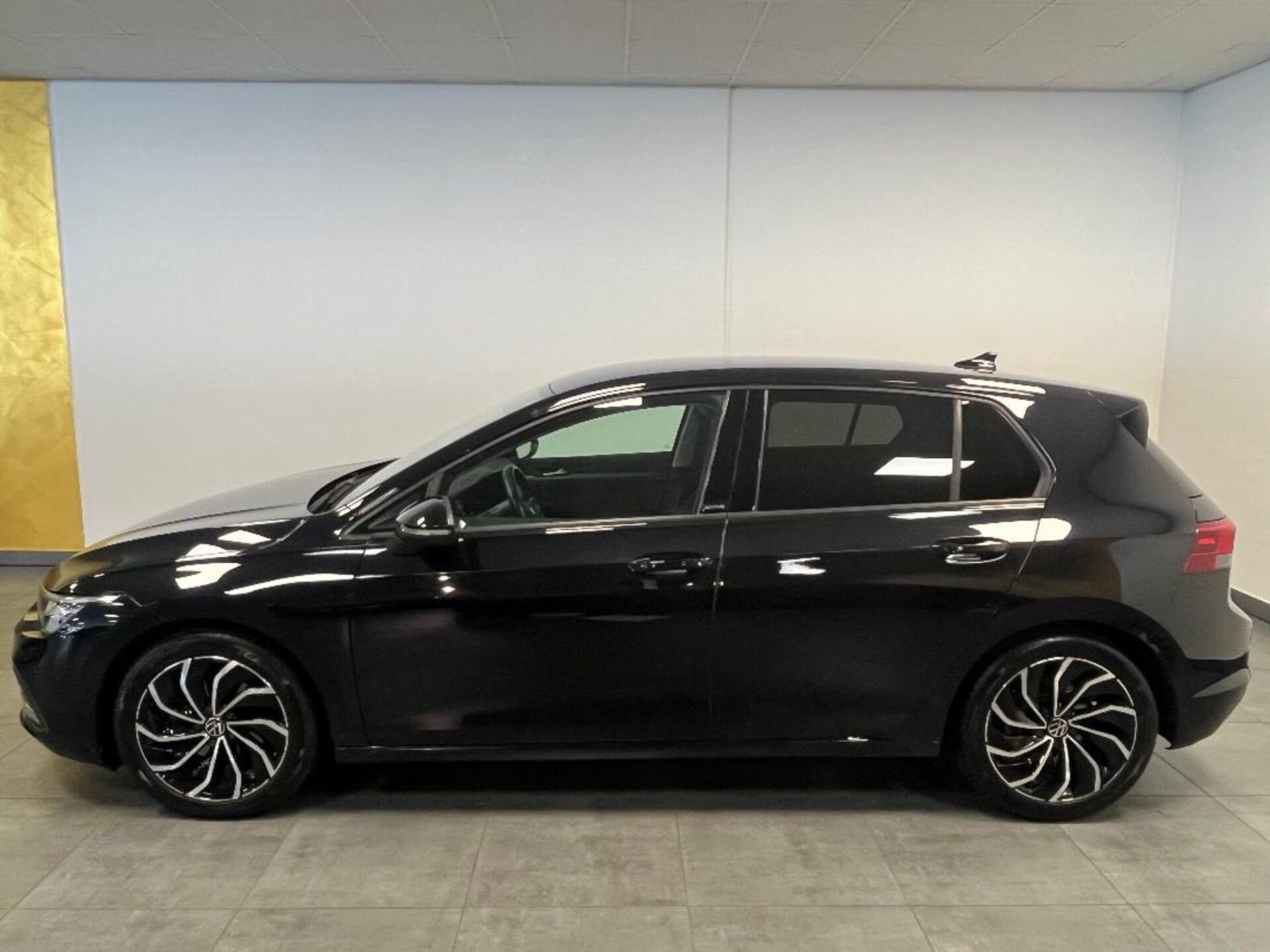 Volkswagen Golf Active