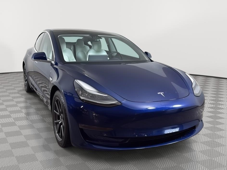 2018 Tesla Model 3 Long Range Dual Motor All-Wheel Drive's photo