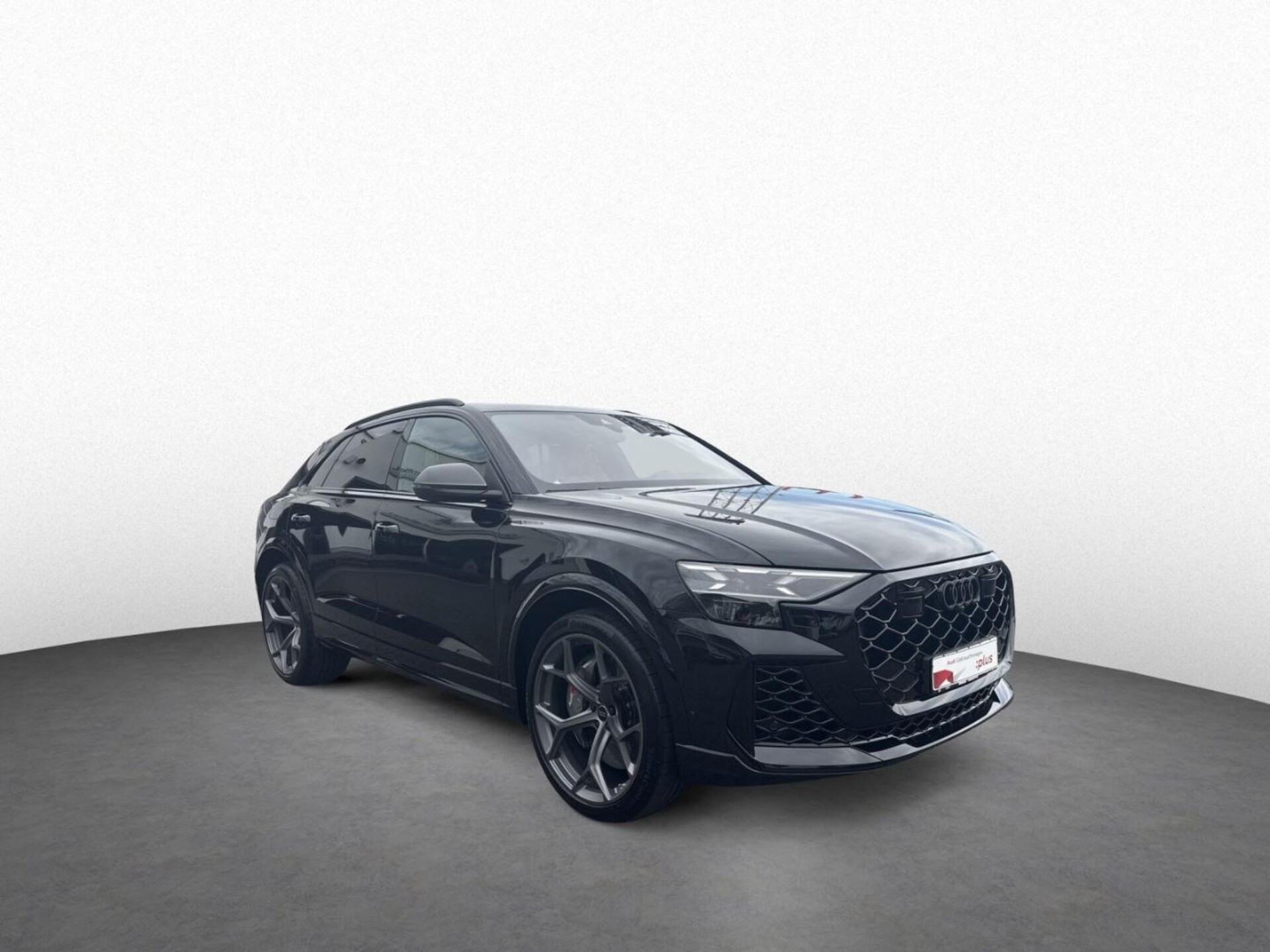 Audi RS Q8 SUV performance