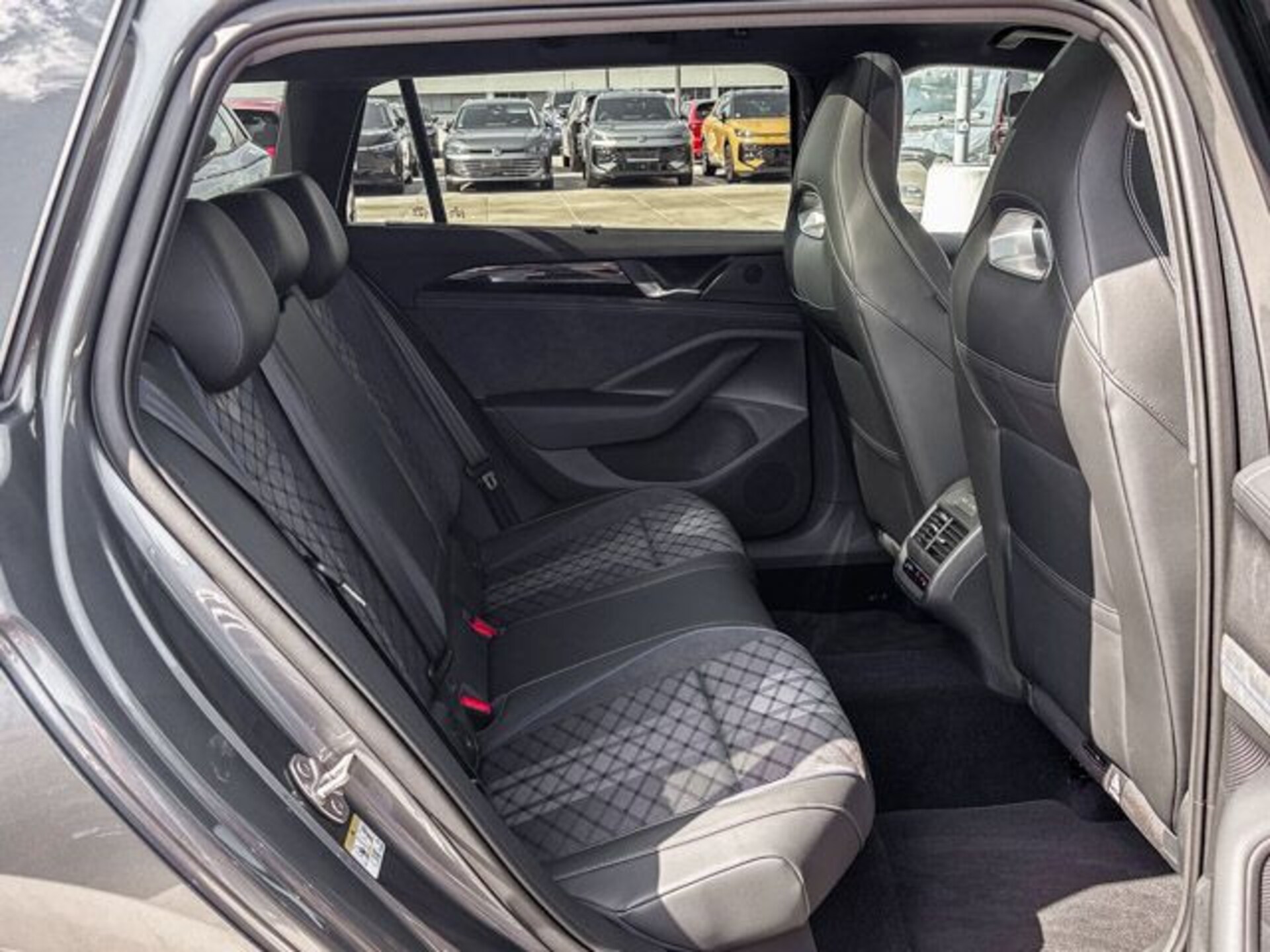 Volkswagen Passat R-Line